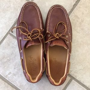 Men’s Sperry Gold Cup size 10. Worn only 3 times.